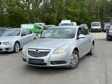 Opel Insignia A Limousine. Selection - Opel Insignia Selection mit Benzin-Antrieb