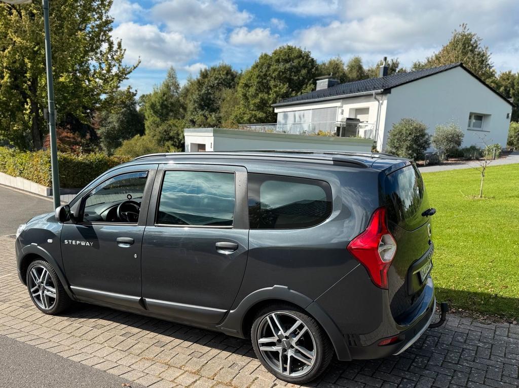 Dacia Lodgy