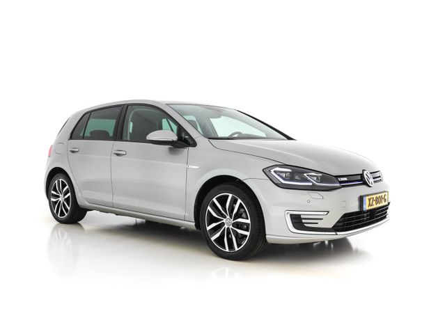 Volkswagen Golf e-Golf (INCL-BTW) *HEATPUMP | VOLLEDER | FU