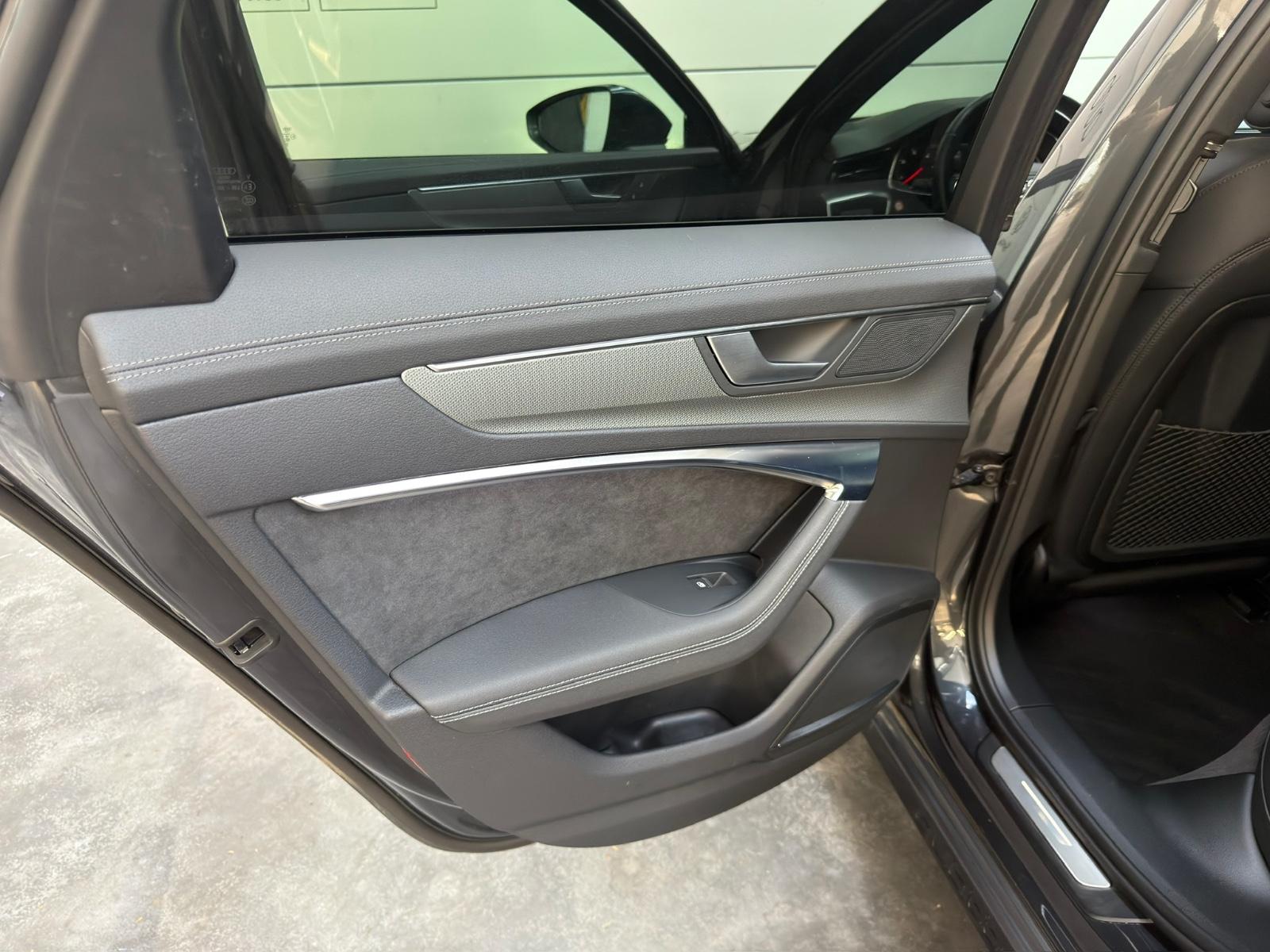 Audi A6 Allroad quattro 50TDI #Matrix#Pano#STHZ#AHK