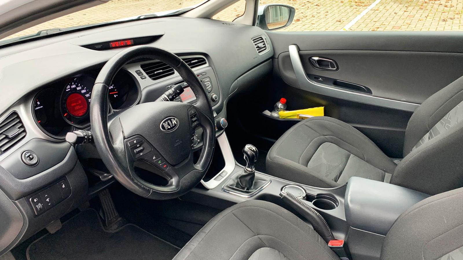 Kia ProCeed 1.6 GDI - TÜV NEU!, PDC, KLIMA, AHK,