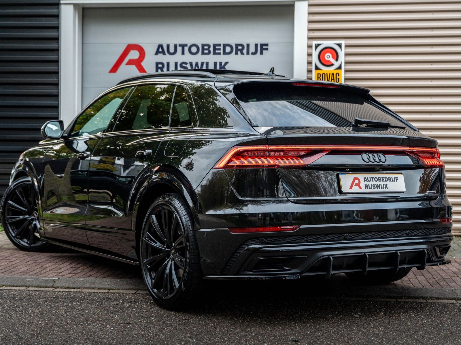 Audi Q8 55 TFSI e quattro S-Line Pano/360/HuD/Keyless imagem 3