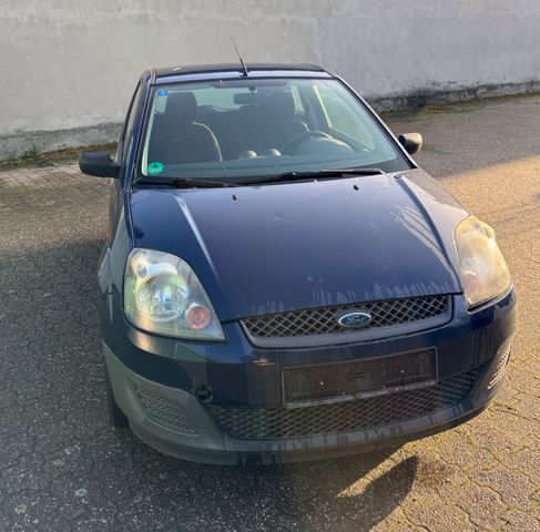 Ford Fiesta 1.3 44 kW Ambiente Ambiente