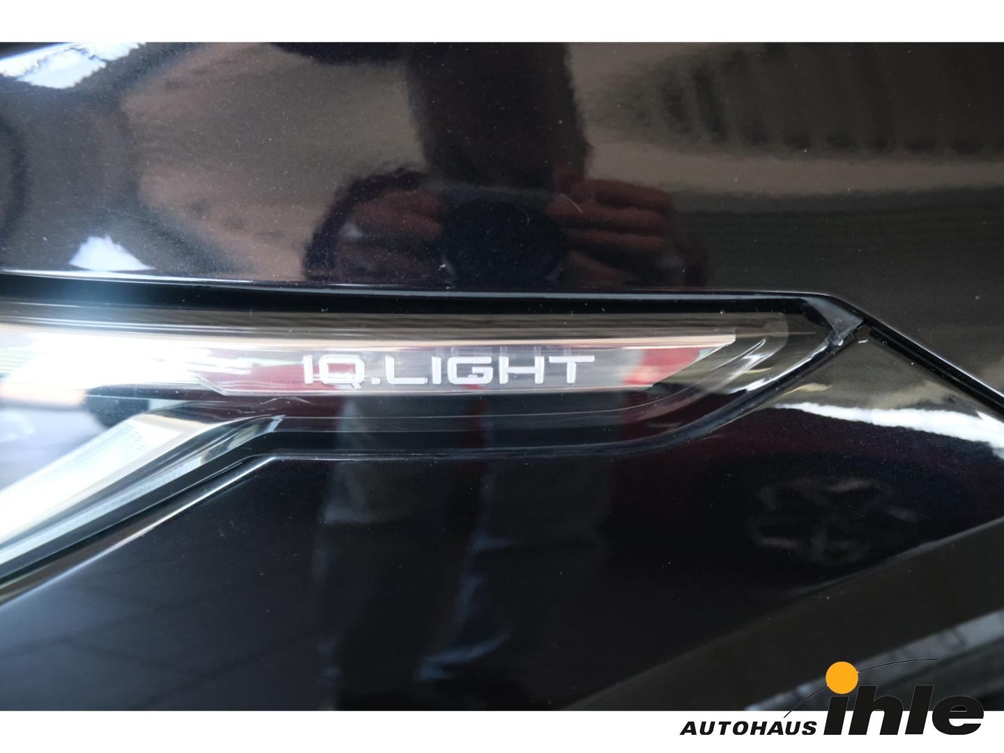 Volkswagen Golf VIII 1,5 eTSI DSG IQ-LIGHT+NAVI+R-FAHRKAMER, миниатюра 10