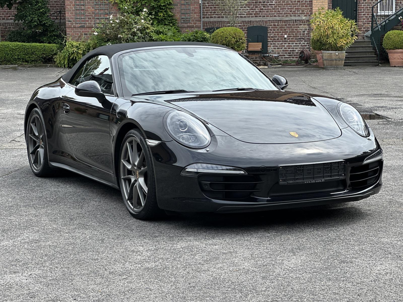 Porsche 991 911 Carrera 4 Cabriolet PDK*SPORTABGAS*BOSE*