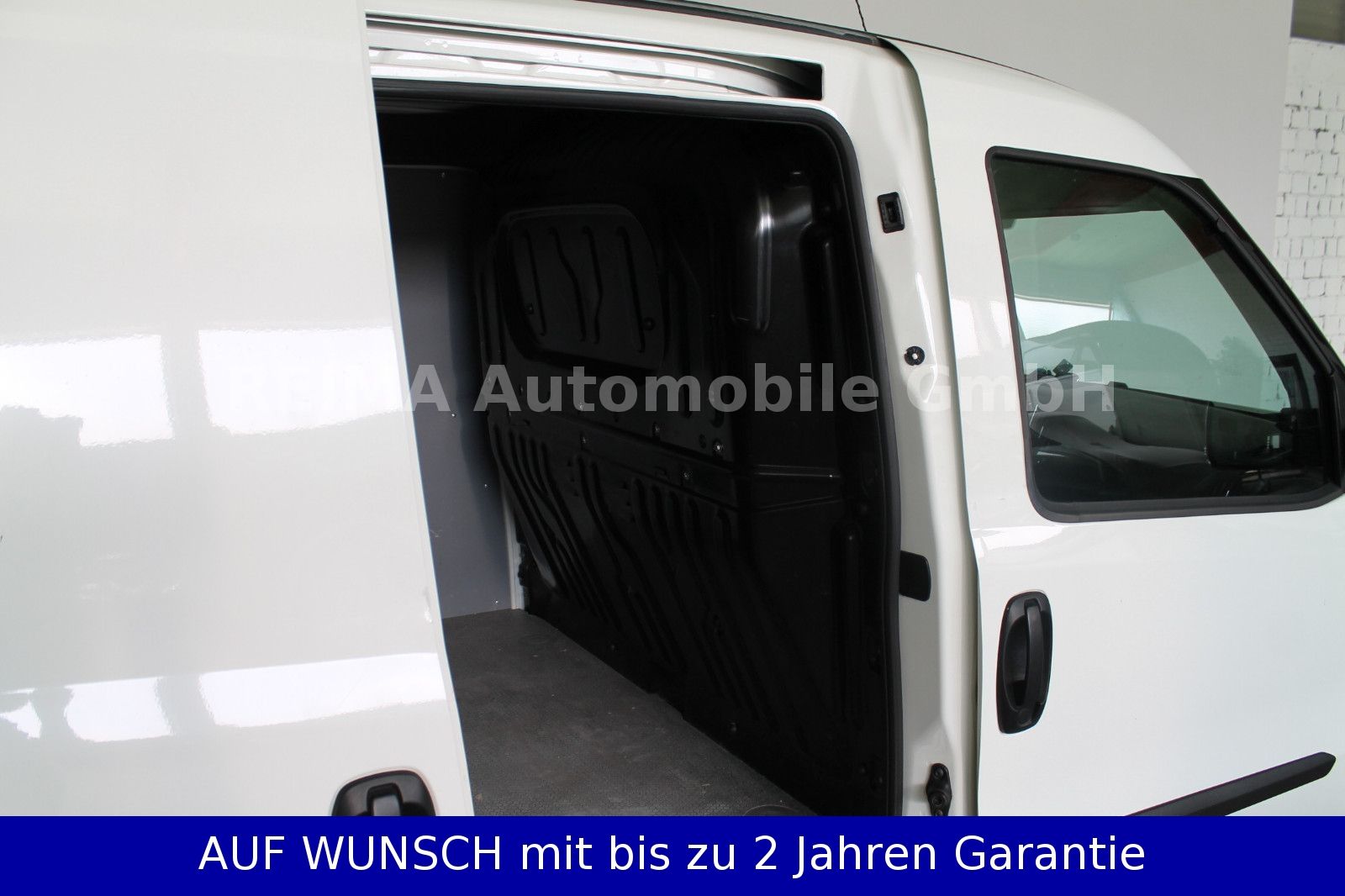 Fahrzeugabbildung Fiat Doblo Doblò SX 1,6 D  Kasten, Klima, Apple Car
