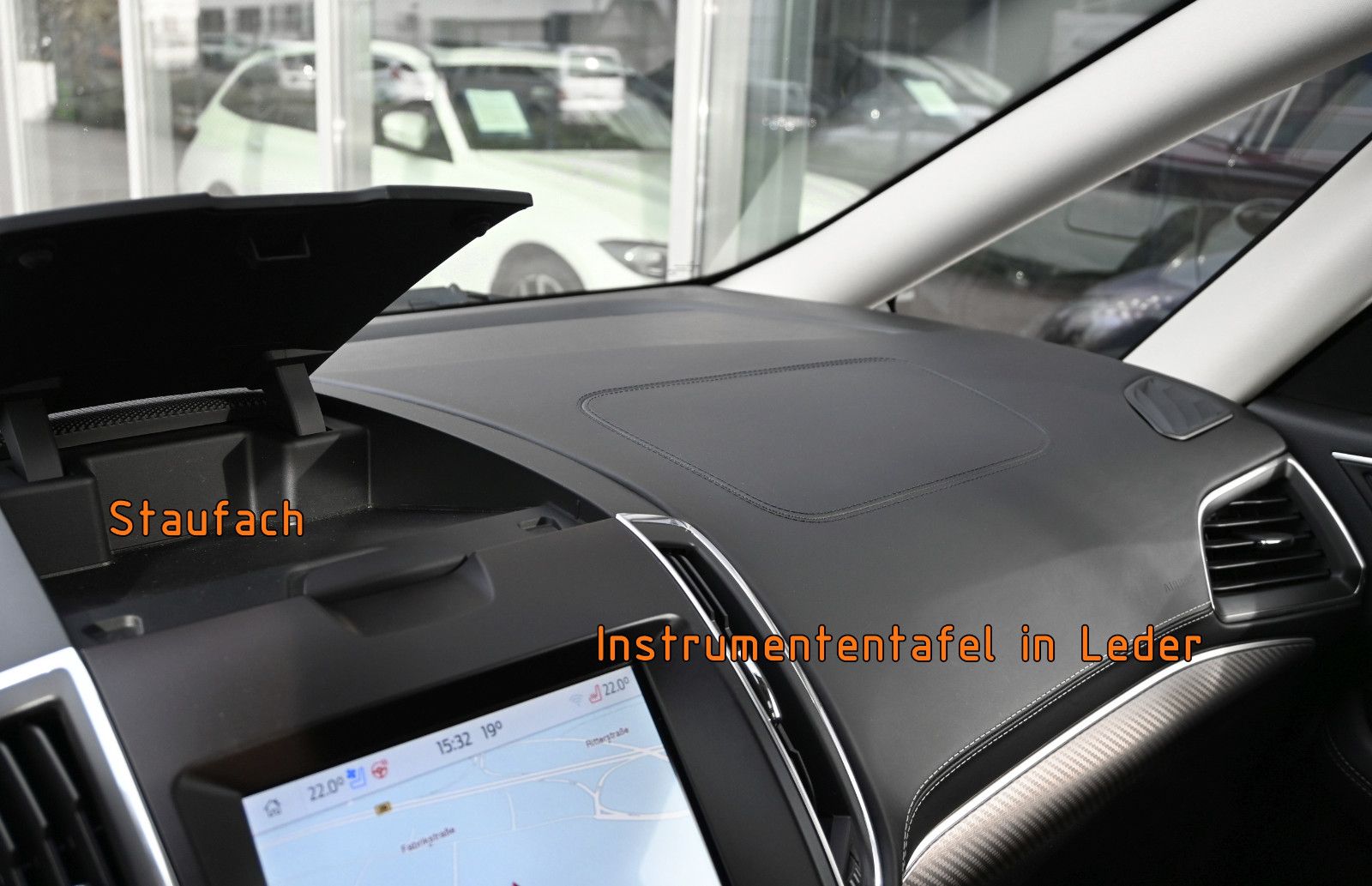 Fahrzeugabbildung Ford Galaxy 2.0 D AWD VIGNALE °ACC°AHK°PANO°STANDHEIZ