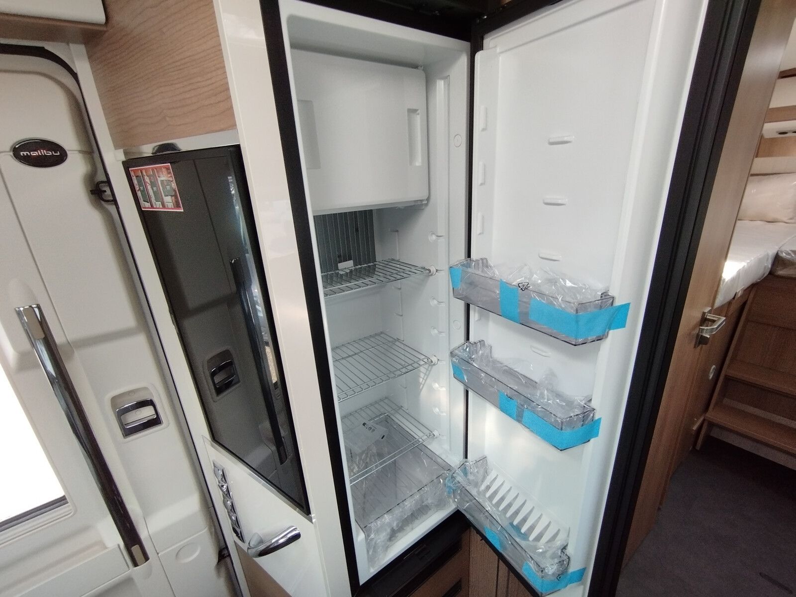 Fahrzeugabbildung Malibu T 450 RB LE comfort Dachklimaanlage geschenkt