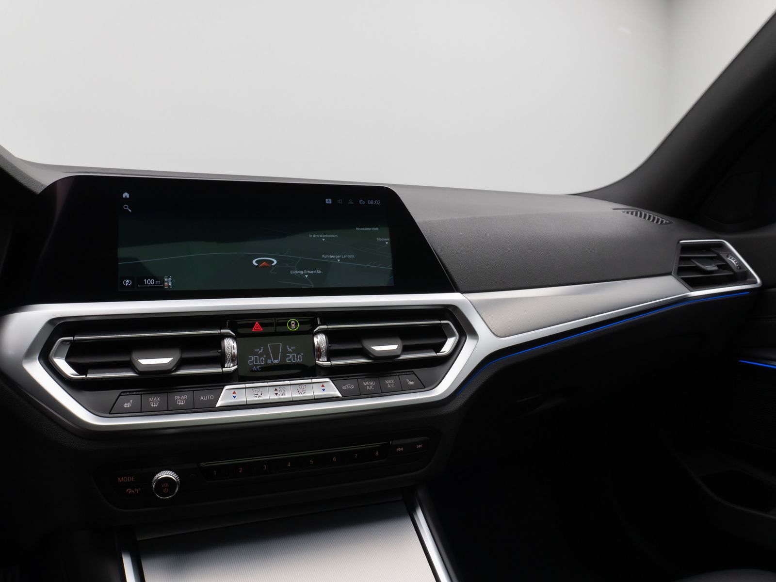 Fahrzeugabbildung BMW 320d Sport Line Panorama Laser HUD DAB HiFi AHK