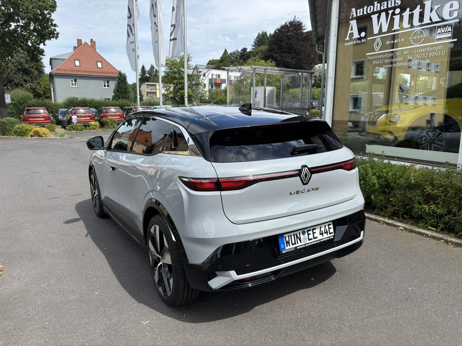 Renault Megane E-TECH Techno EV60 220hp