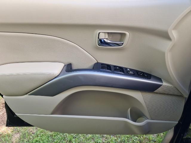 Mitsubishi Outlander  XL*4-WD*Automatik*Leder*Glasdach*2.Ha