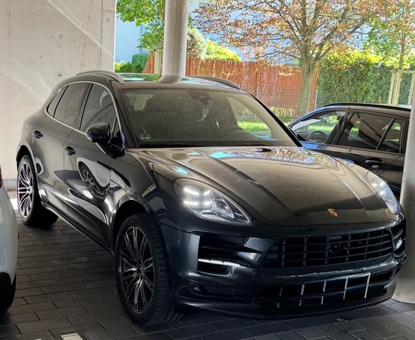 PORSCHE Macan S unfallfrei AHK Scheckheftgepflegt 