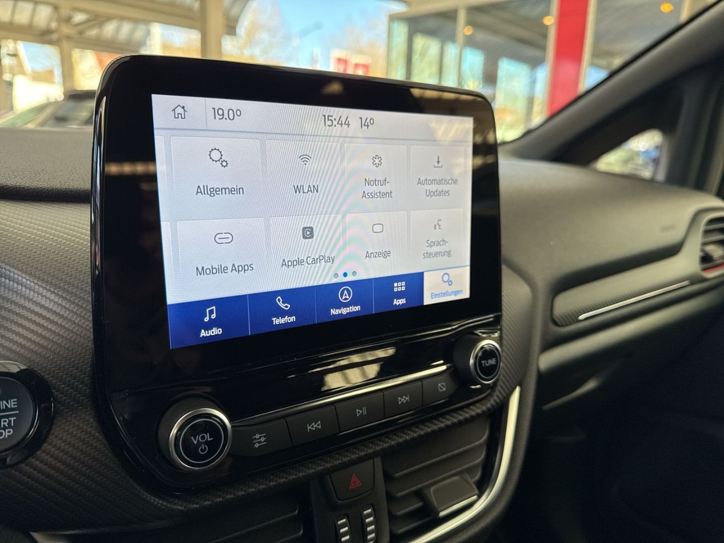 Fahrzeugabbildung Ford Fiesta ST-Line Vignale 1.0 Mild-Hybrid 114 KW B&