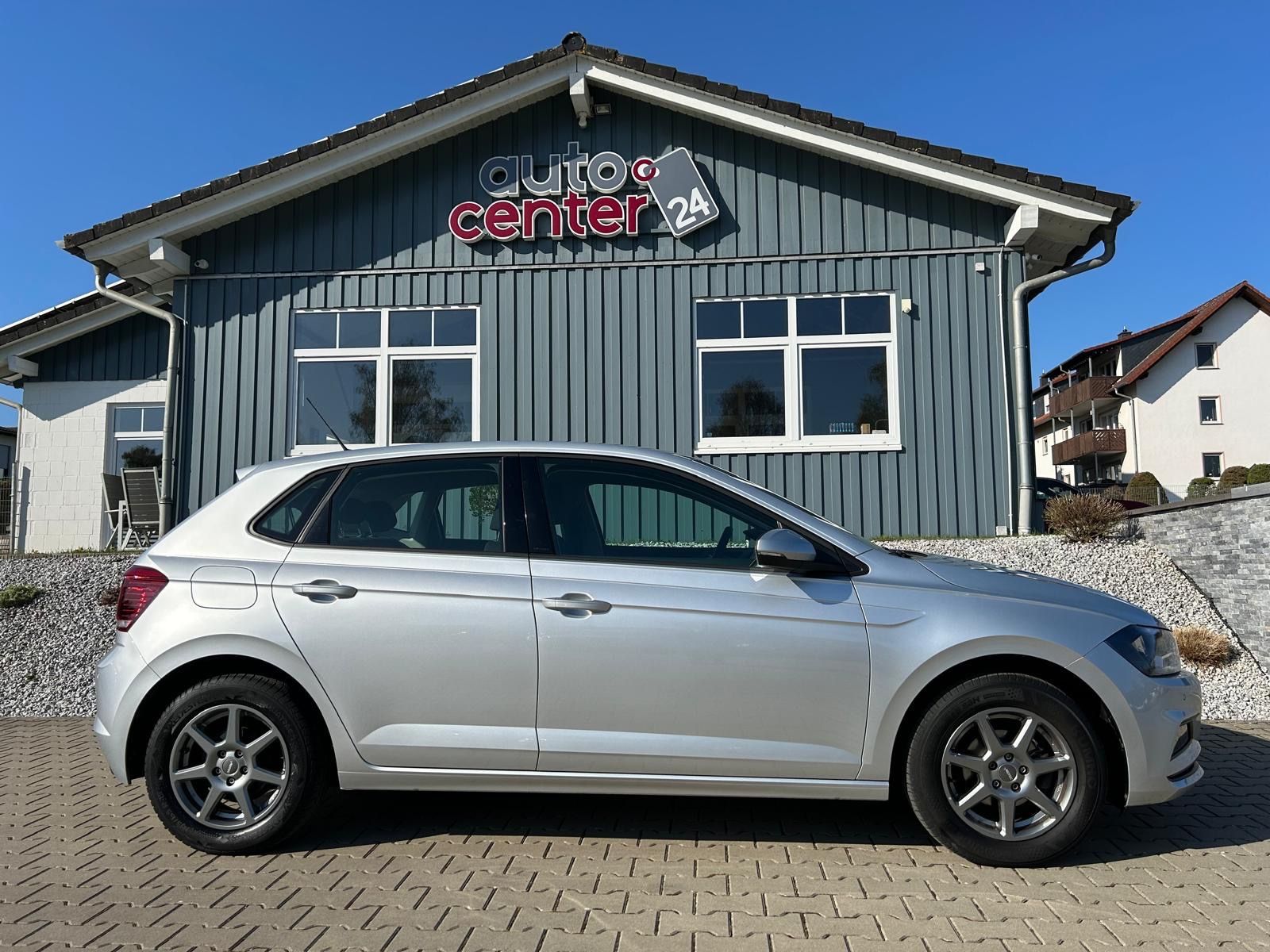 Fahrzeugabbildung Volkswagen Polo VI Comfortline°Navi°PDC
