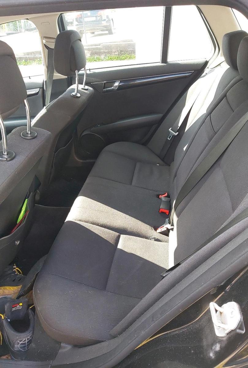 Mercedes-Benz C220 2010 — photo 6
