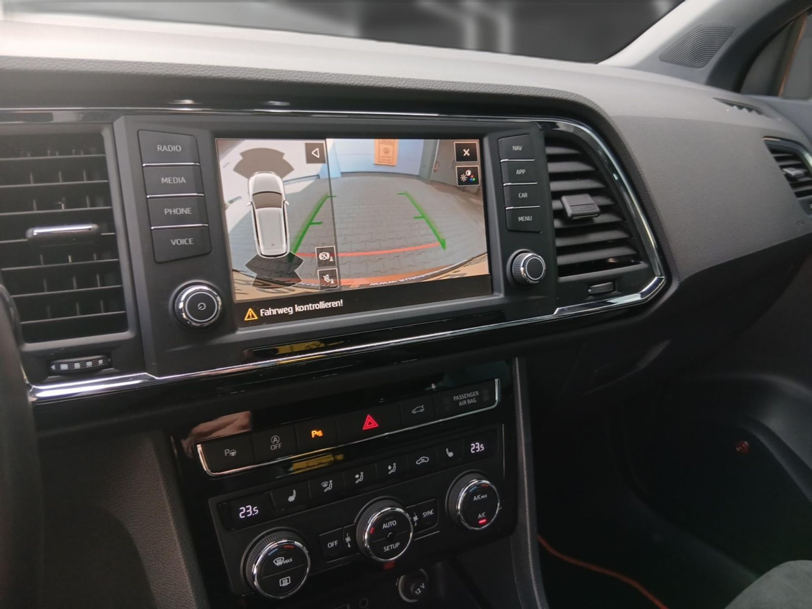 Seat Ateca 1.5 TSI Xcellence *BEATS*NAV*GRA*LED*SHZ* foto 17