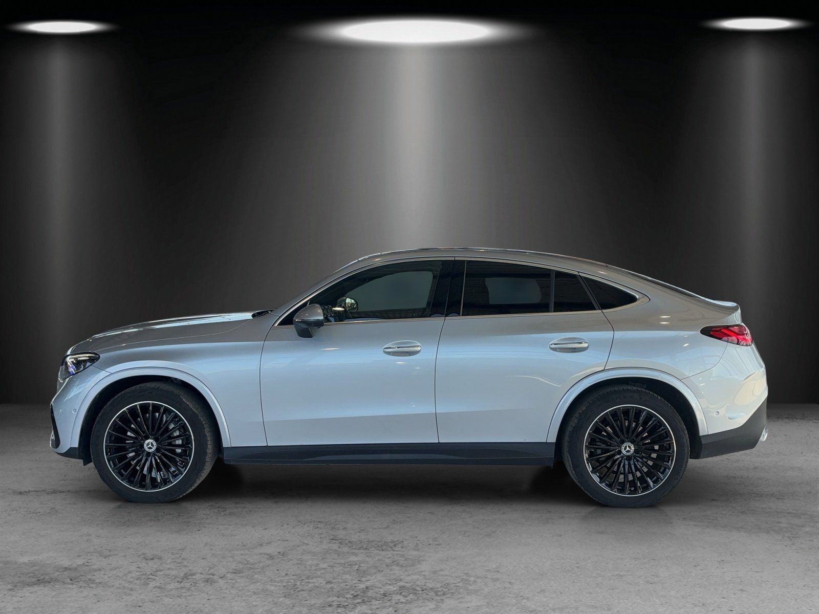 Fahrzeugabbildung Mercedes-Benz GLC300d Cpé AMG Premium AIRAMTIC Pano DISTRO AHK