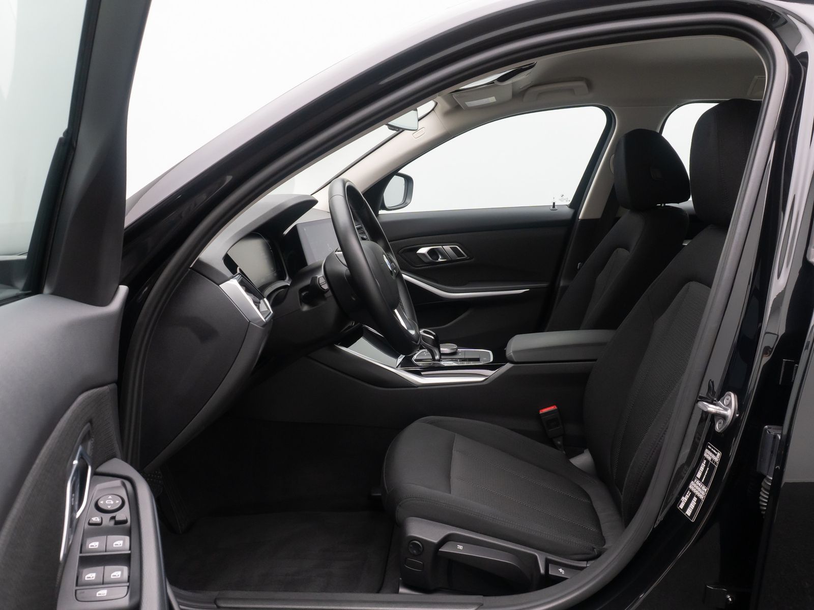 Fahrzeugabbildung BMW 320d DAB CockPitPro Lordos Stop&Go PDC Alarm