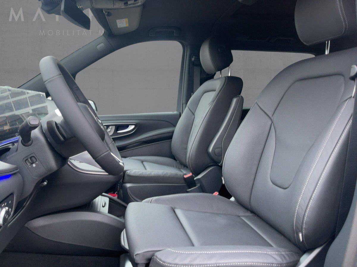Fahrzeugabbildung Mercedes-Benz V 300 d 4M lang AMG/Night/Pano/360°/Airmatic/AHK