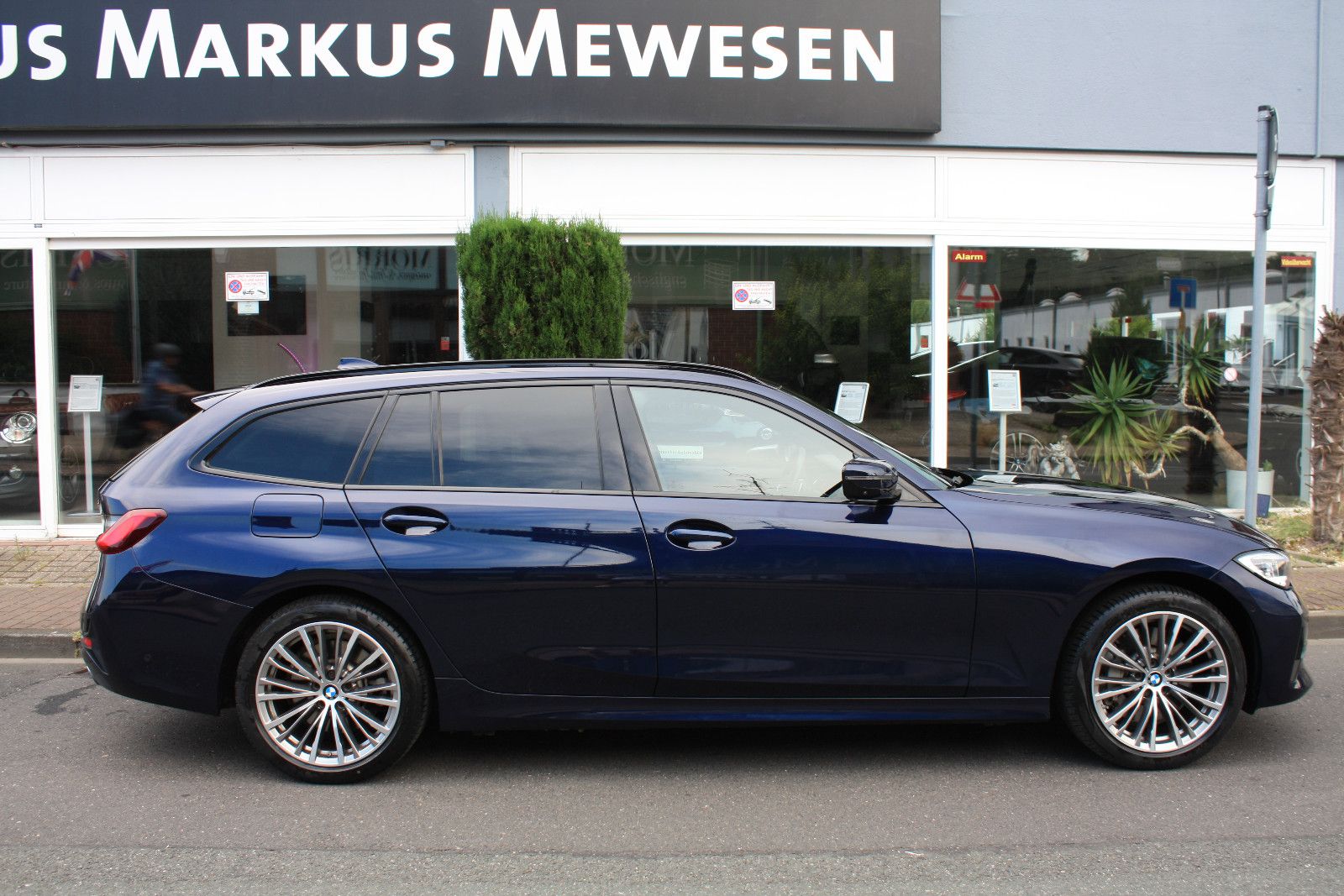 BMW 330 3 Touring 330 e xDrive Sport Line foto 7
