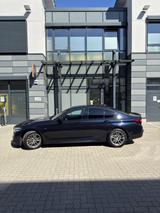 BMW 520iA *WIE NEU* M SPORTPAKET *HiFi SOUND* HEADUP - BMW 5er Reihe Gebrauchtwagen in Hamburg