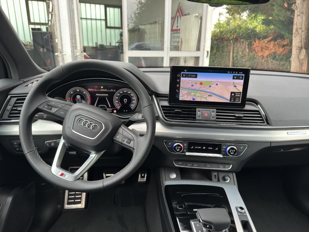 Fahrzeugabbildung Audi Q5 40 2.0 TDI quattro S-Line AHK, MATRIX, Navi