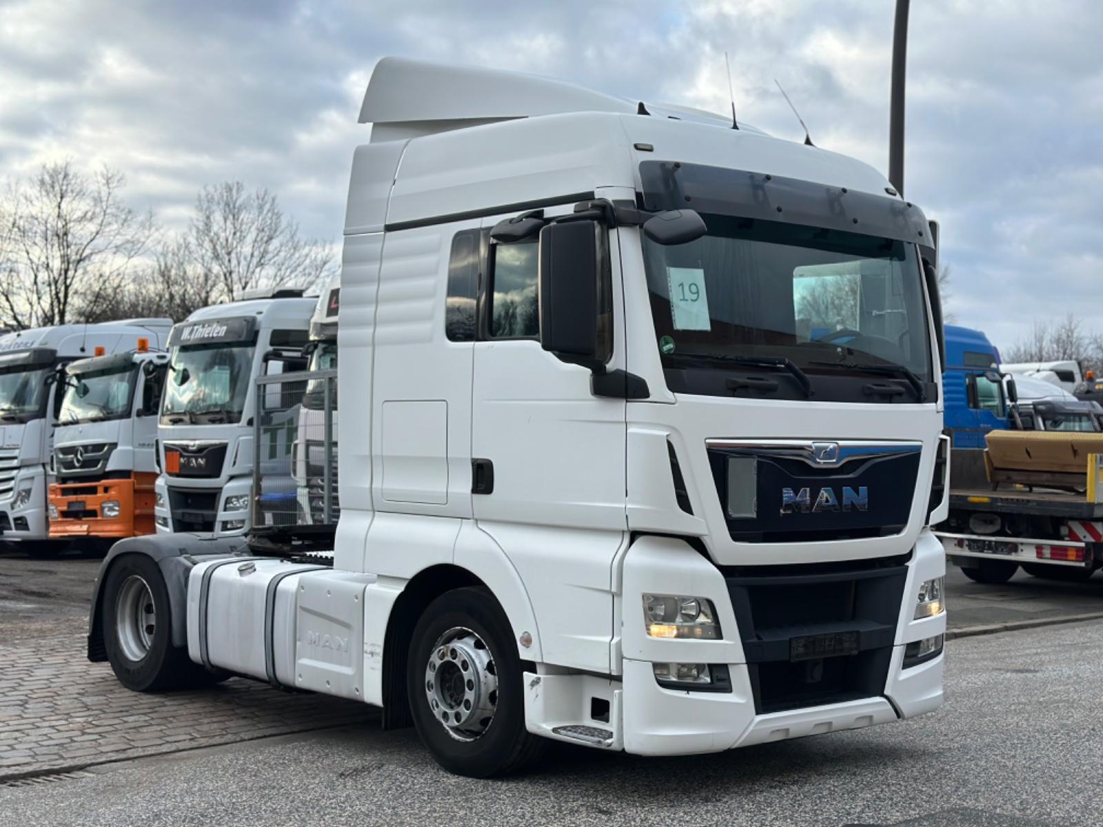 MAN TGX 18.440 XLX  /2x Tank / Retarder / Standklima