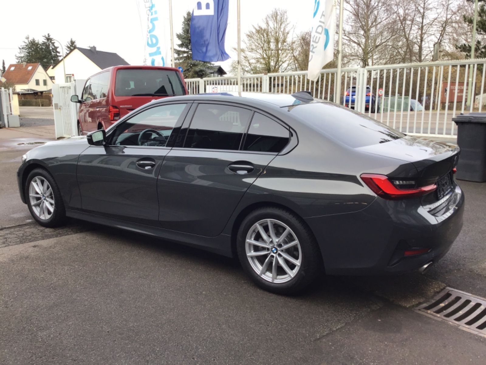 BMW 320 i Sport Line foto 7
