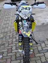 Husqvarna 701 Enduro - HUSQVARNA ENDURO 701