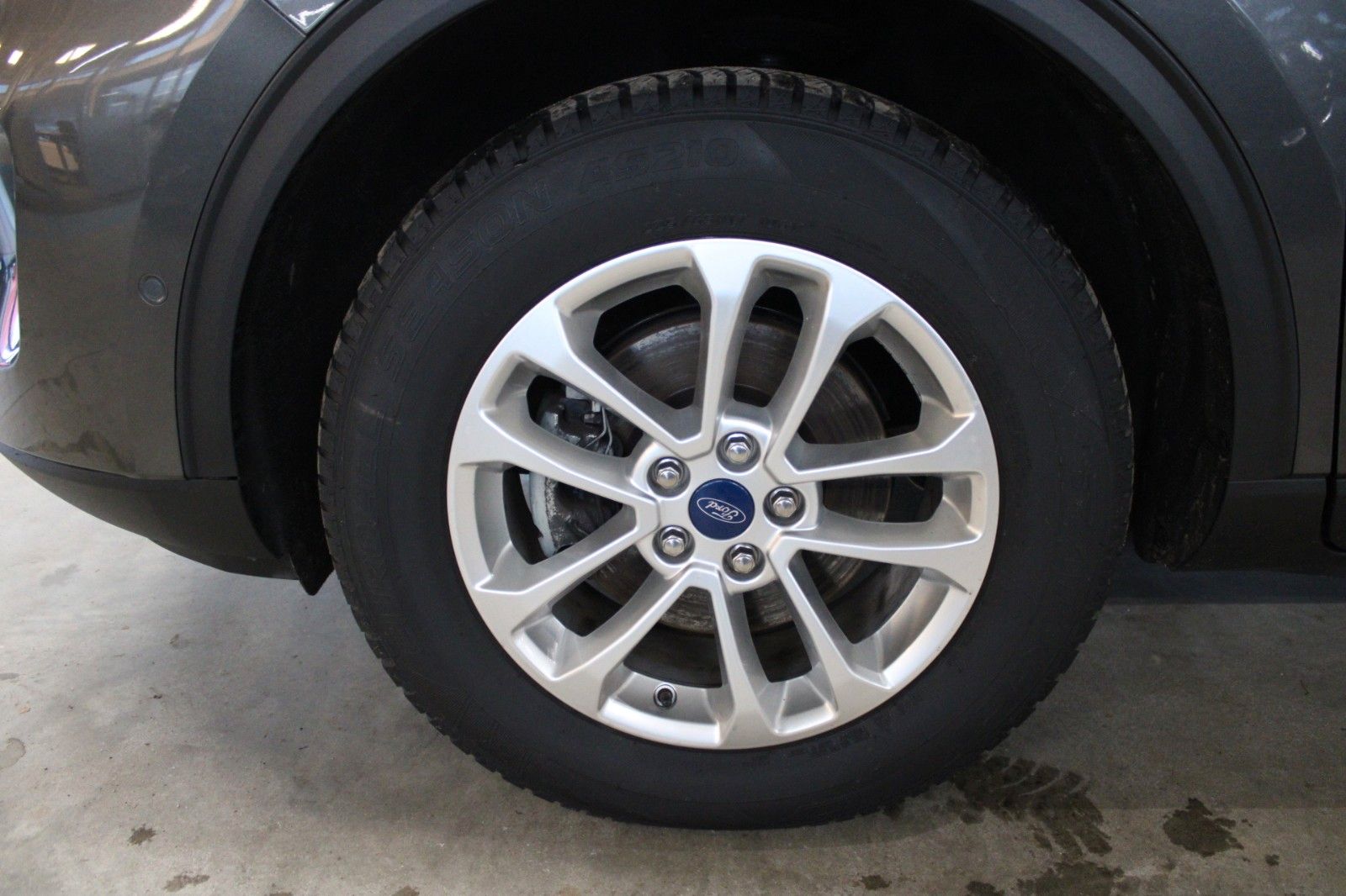 Fahrzeugabbildung Ford Kuga PHEV Titanium X AHK LED HUD 2xCam WinterP.