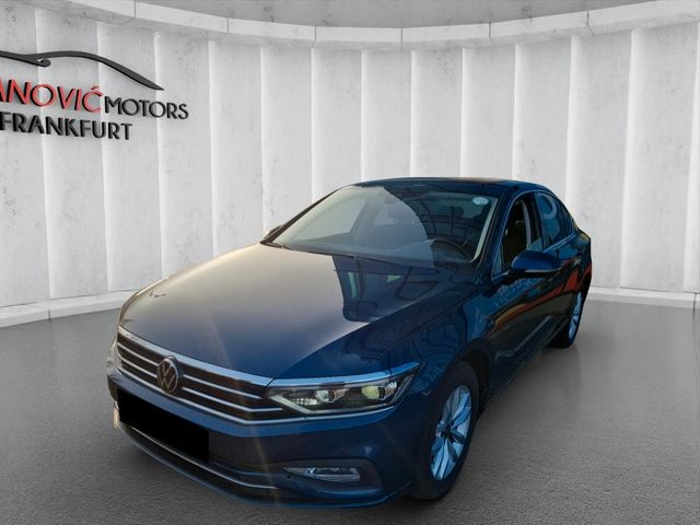 Volkswagen Passat 2.0 TDI Style DSG. LED*6