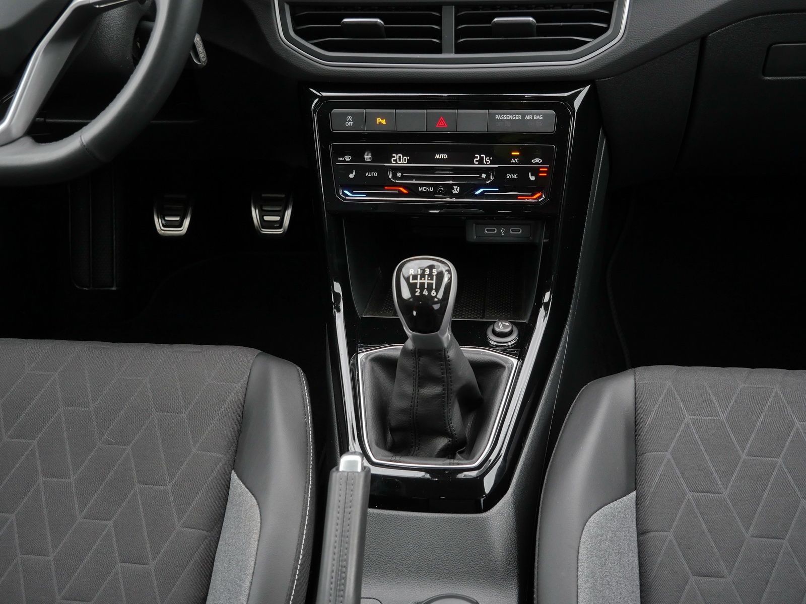 Volkswagen T-Cross - Bild 9