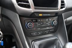 FORD Tourneo Connect 1.0 EcoBoost PDC Sitzhz.