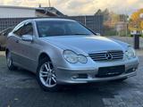 Mercedes-Benz C 180 Sportcoupe Kompressor*Klimaaut.*Tempo*AHK* - Mercedes-Benz C 180 aus 2003: Kompressor
