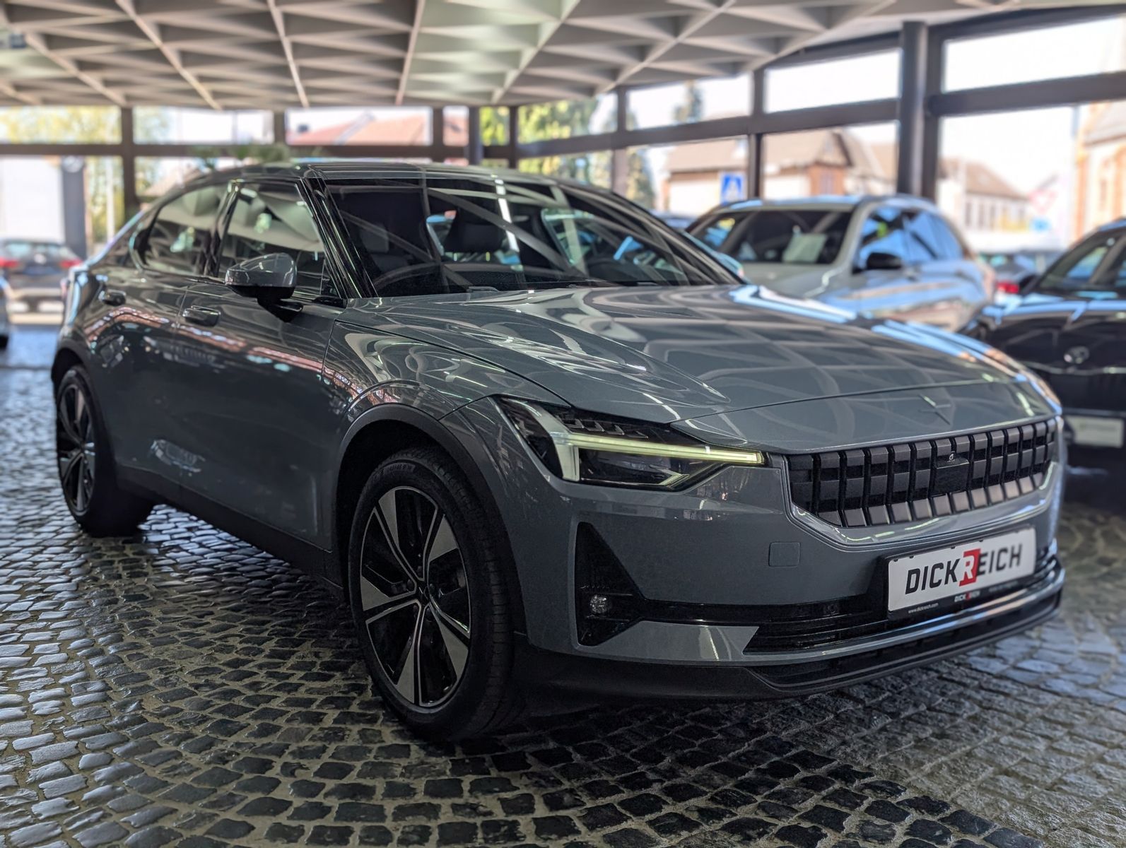 POLESTAR 2