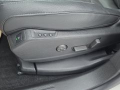 Fahrzeugabbildung DS Automobiles DS 7 1.6 E-Tense 225 Grand Chic LEDER/PANO