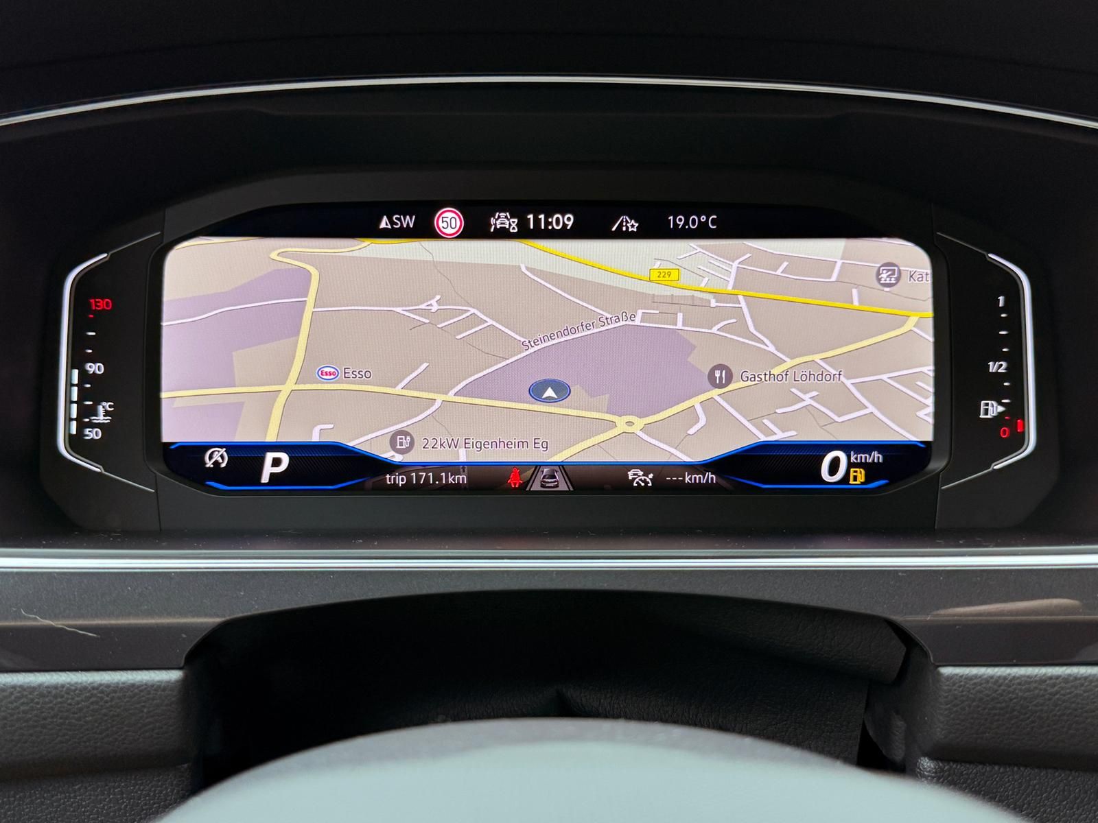 Fahrzeugabbildung Volkswagen 2.0 TSI R-LINE/4MOTION/7-SITZE/AHK/MATRIX/HUD/AC