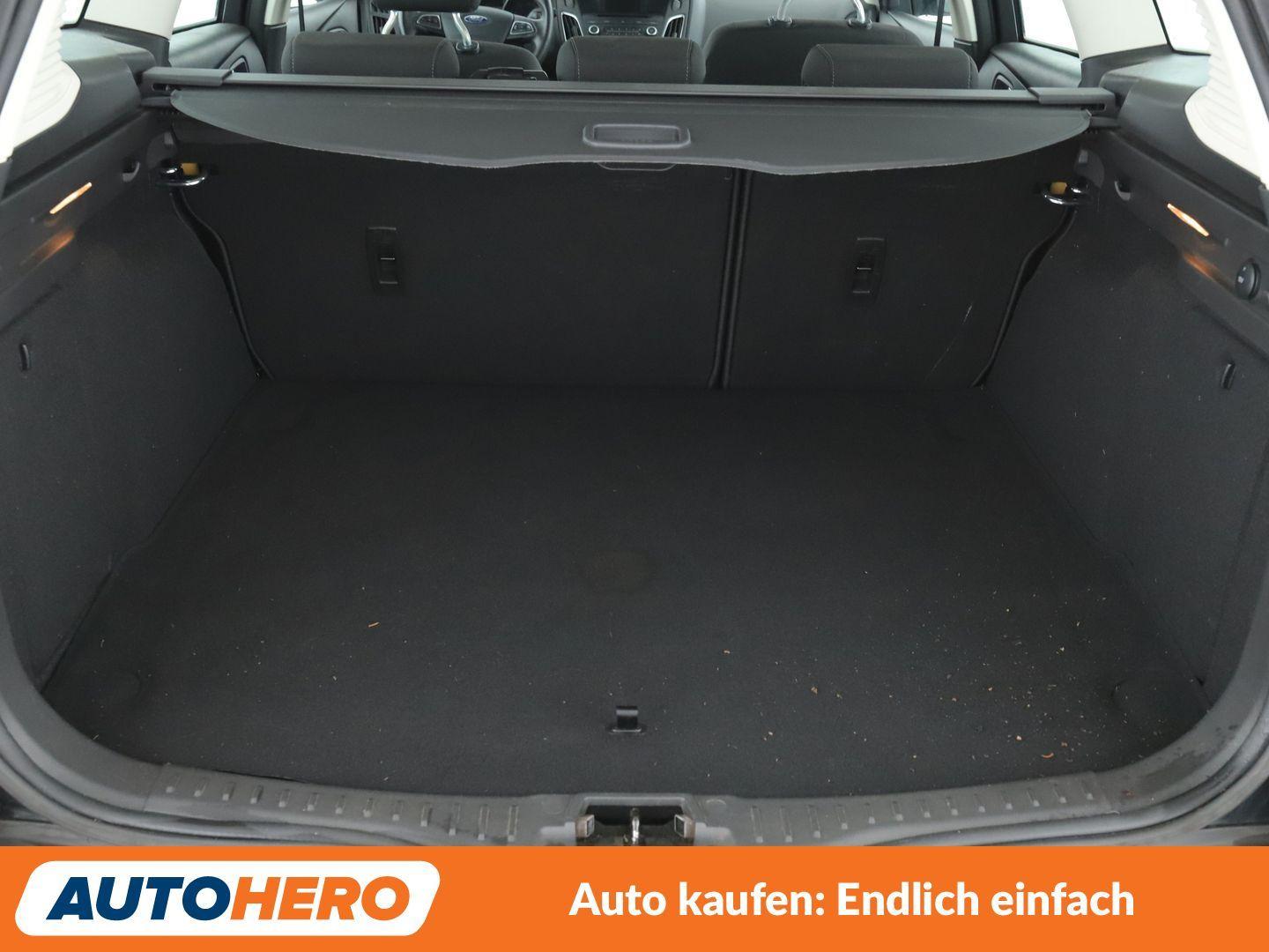 Ford Focus 1.0 EcoBoost Trend*PDC*SHZ*KLIMA*GARANTIE*
