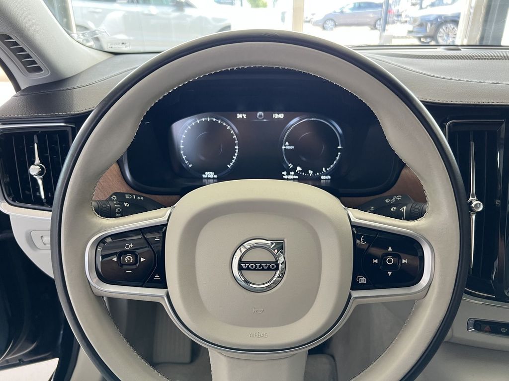 Volvo V90 T8 Inscription AWD HeadUp Pano WinterPro LED