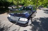 Mercedes-Benz C 200 ELEGANCE TOP Unterboden - gebrauchte Mercedes-Benz C-Klasse aus dem Jahr 2000