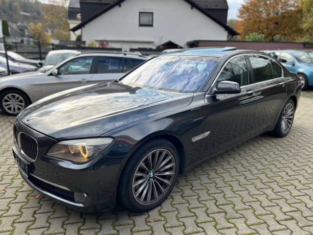 BMW 750 Baureihe 7 750i 180-GRAD KAMERA SOFT-CLOSE