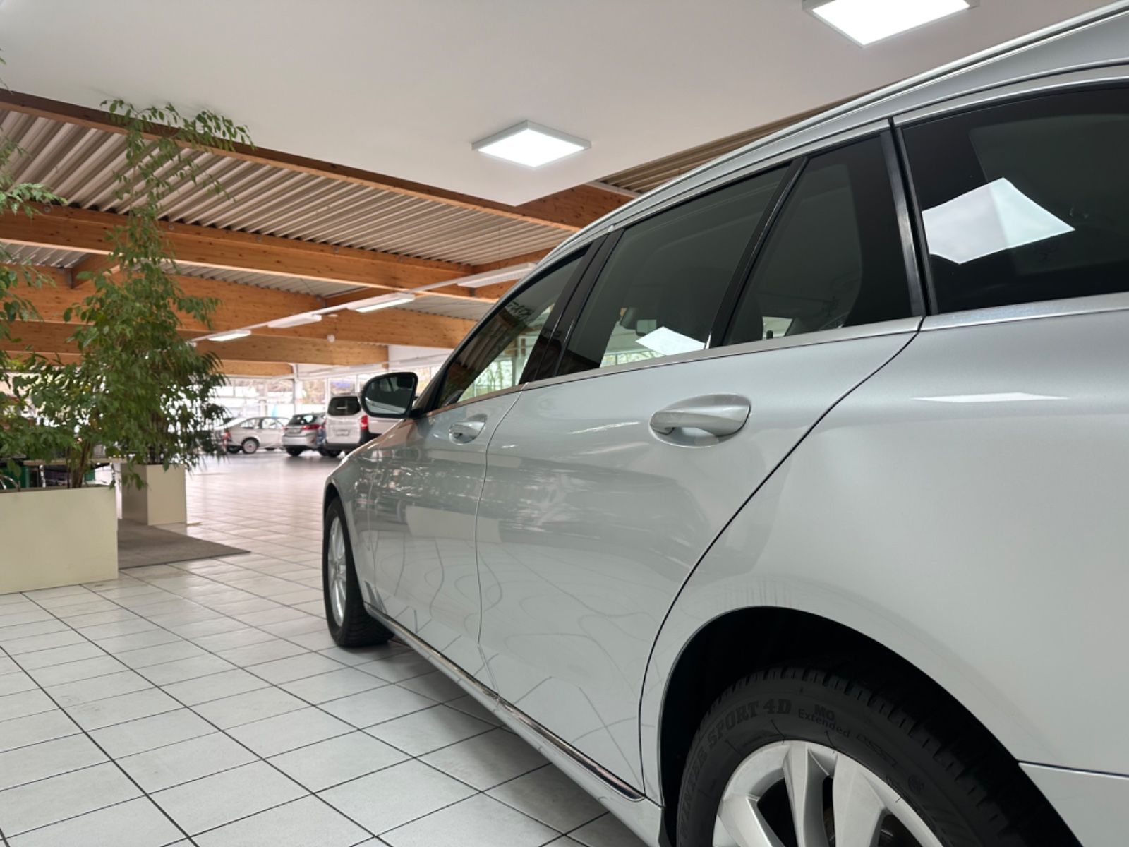 Fahrzeugabbildung Mercedes-Benz C 220 C -Klasse Avantgarde