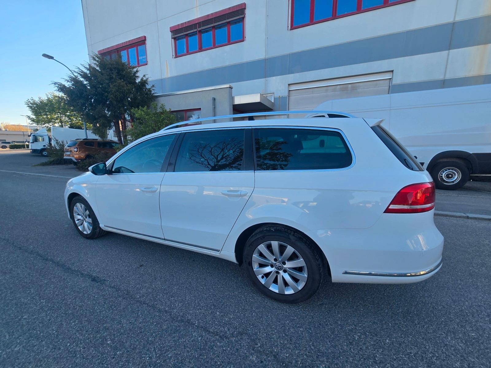Volkswagen Passat 2014 — interior