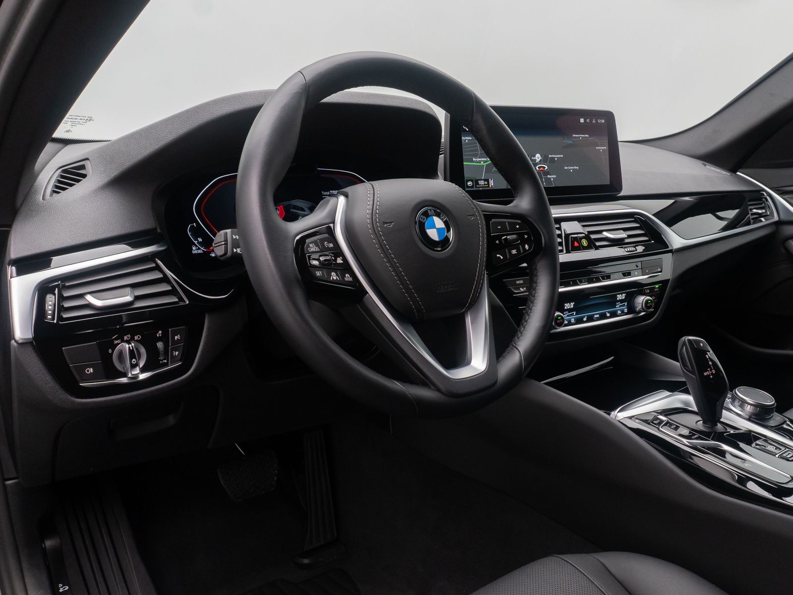 Fahrzeugabbildung BMW 530d xD ACC Alarm DAB Kamera 4xKlima Leder Sport