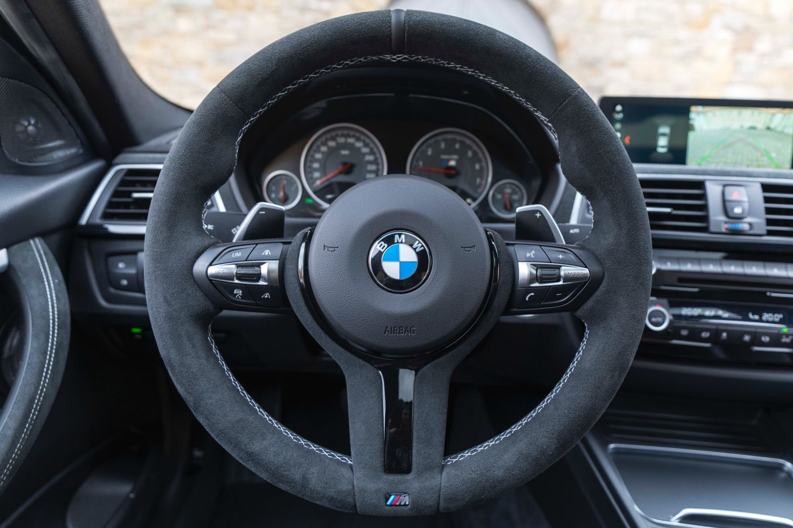 Fahrzeugabbildung BMW 340i M-Performance H&K TOTW LED CARPLAY KAM PDC