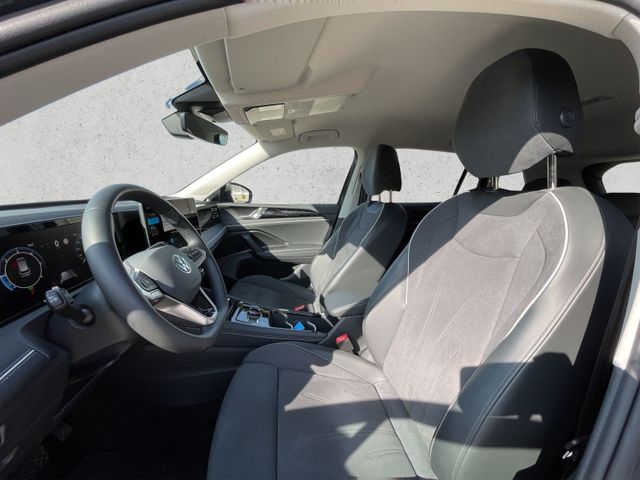 Tiguan Elegance 2.0 TDI DSG IQ.Light,AHK,Navi