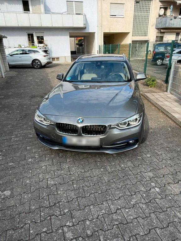 Image of BMW 320