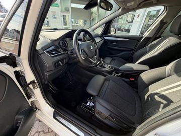 BMW 218 Gran Tourer - 4