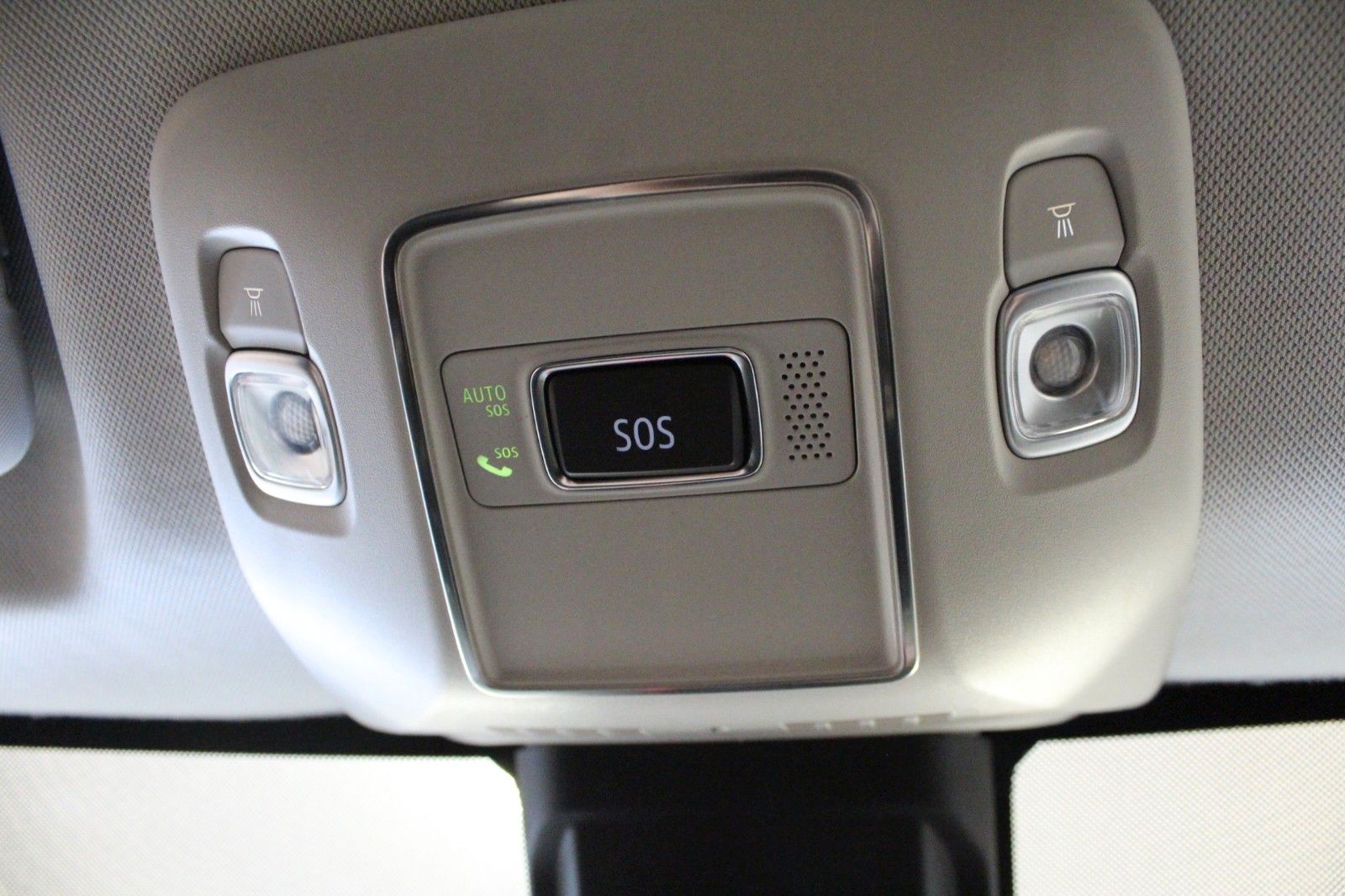 Fahrzeugabbildung Renault Espace Initiale Paris dCi 190 EDC *Volle Ausst.*