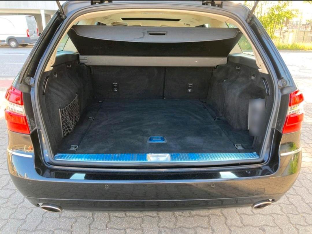 Mercedes-Benz E300 2010 — engine 231 HP (170kW)